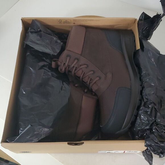 UGG Men's Emmett Waterproof Leather Duck Boot Stout Size 11 NIB - Picture 12 of 16